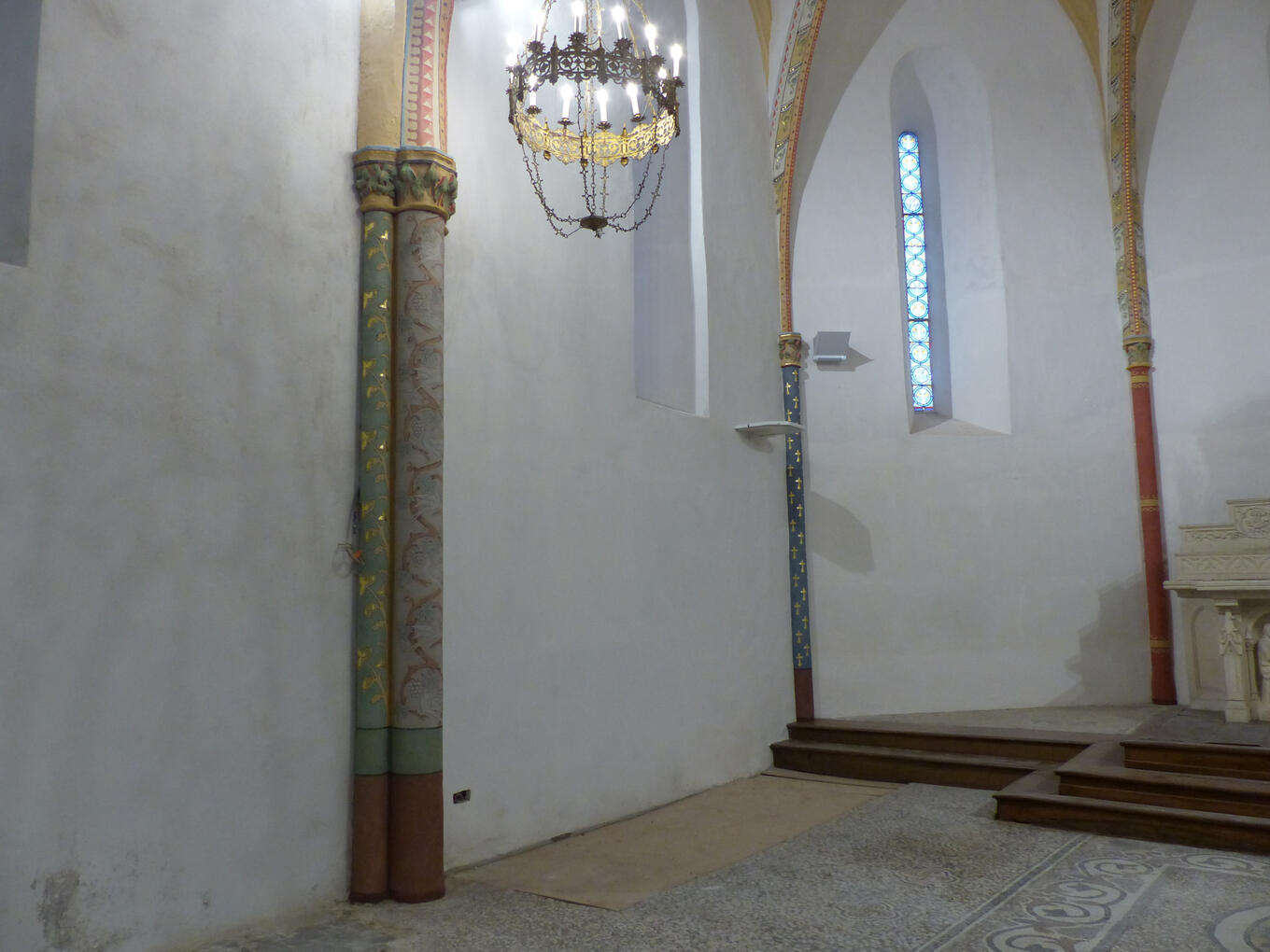 Colonnes église Saint-Lon-les-Mines